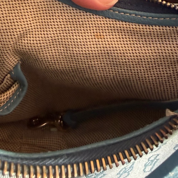 Dooney & Bourke Vintage light blue Leather DB Monogram Shoulder bag & coin purse - Picture 16 of 16